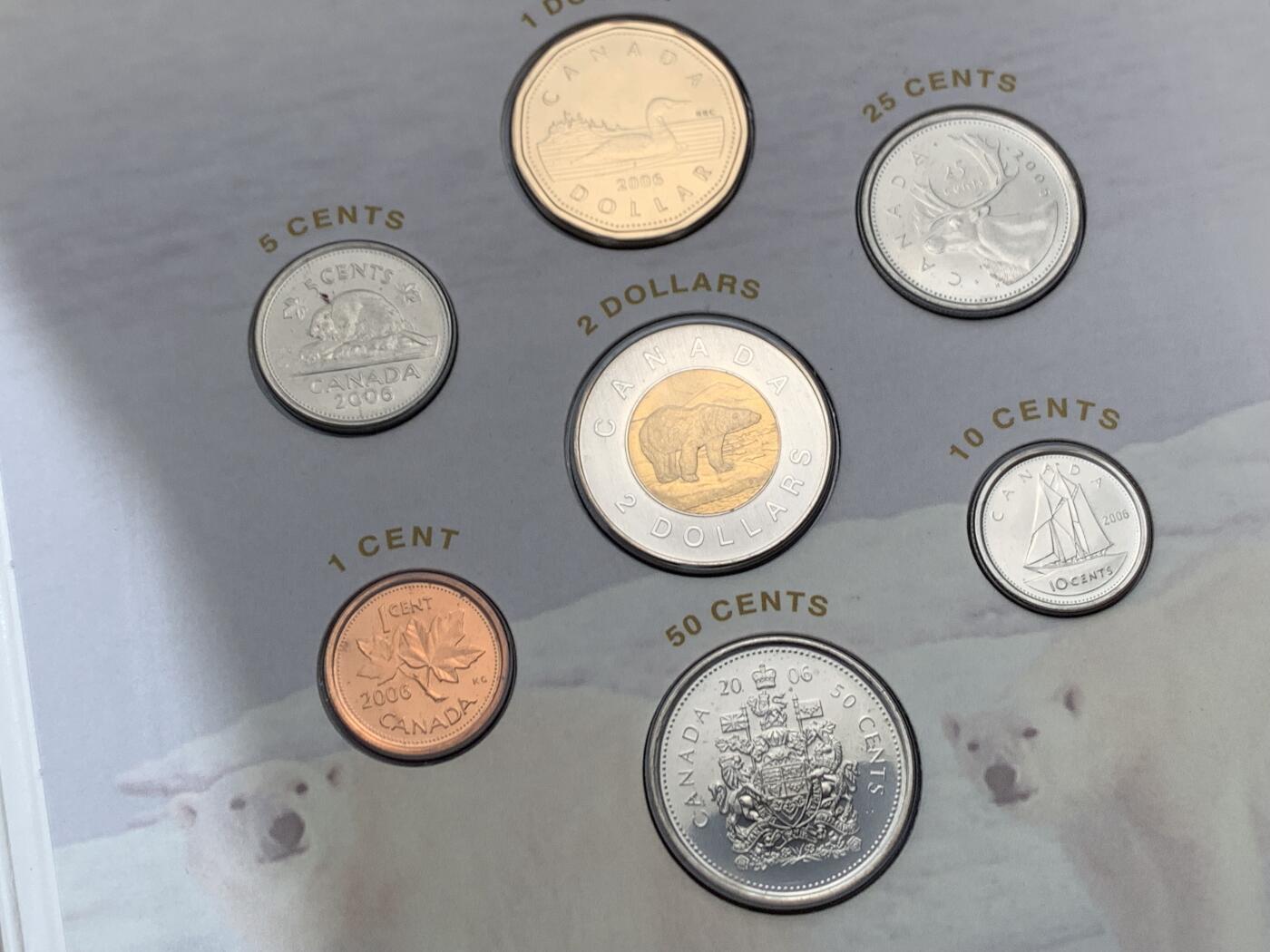 《竞宝斋》第452场 周日，周一 2场连拍 （全场包邮，欢迎送拍） 加拿大 2006年 oh！canada加拿大皇家造币厂7枚套币年册