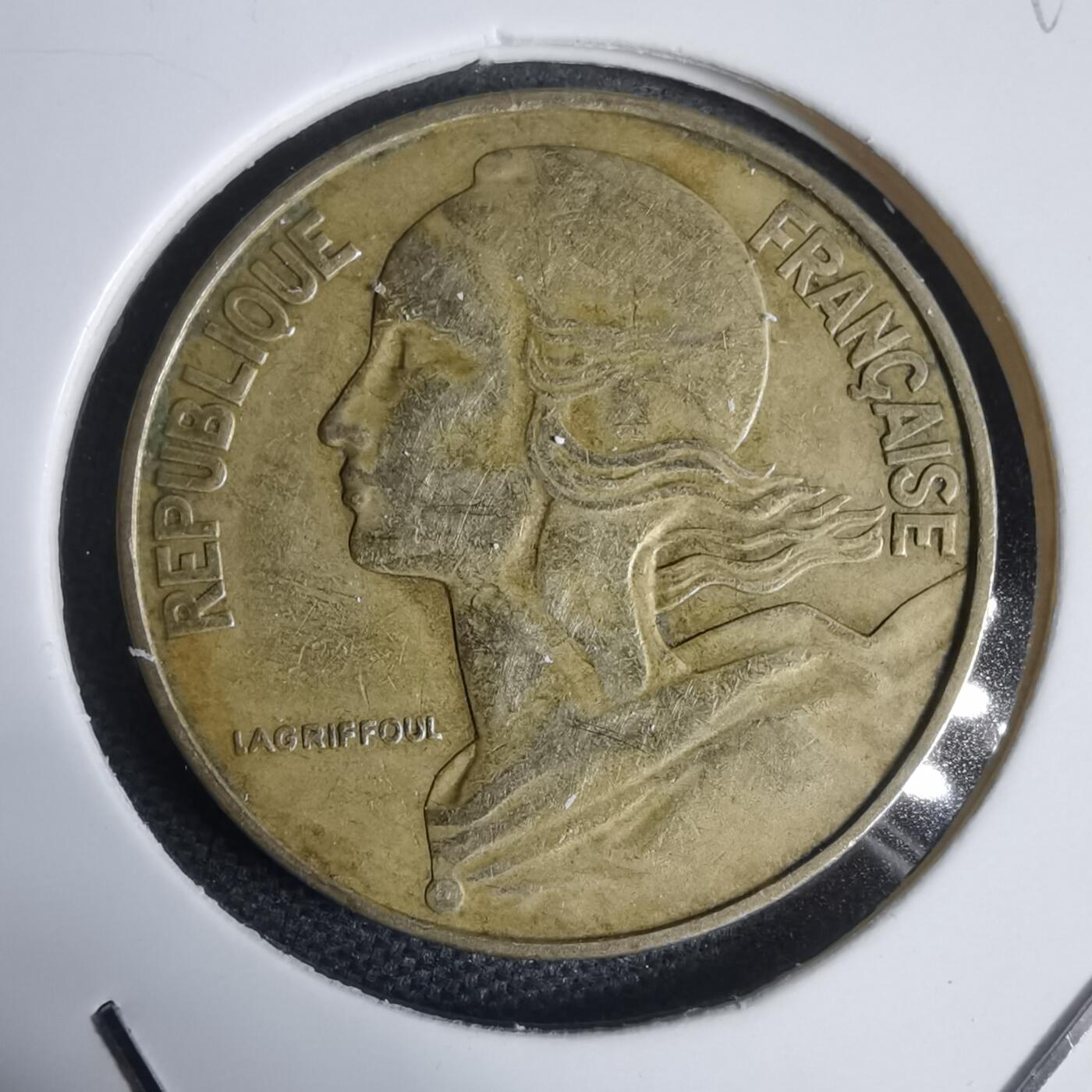 沼泽如烟--第949场 法国1967年20分