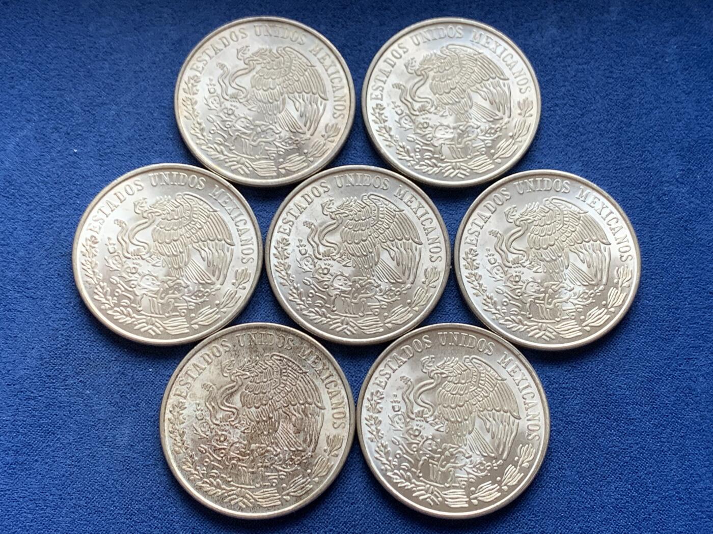 《竞宝斋》第452场 周日，周一 2场连拍 （全场包邮，欢迎送拍） 七枚一组 墨西哥1978年革命领袖100比索大银币 720银 总重约194.4克