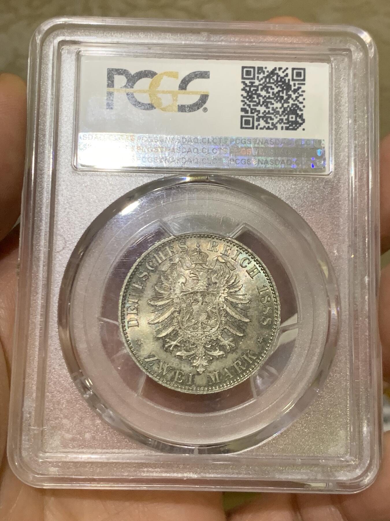 《竞宝斋》第452场 周日，周一 2场连拍 （全场包邮，欢迎送拍） PCGS MS66 德国 1888年 三皇之年弗里德里希三世皇帝2马克银币，超高分，包浆十分优美，收藏一步到位，细节见图