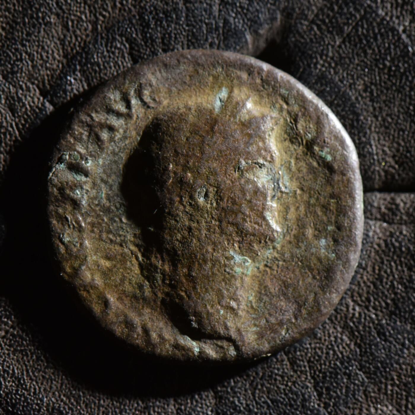 【良泉】第45期【直播场】1月15日晚19.30点开拍！ 208组，西方古代钱币、丝路古珠杂项专场 【极罕见！】公元62-68年【古罗马】【暴君 尼禄】胜利女神，阿斯铜币，7.88克