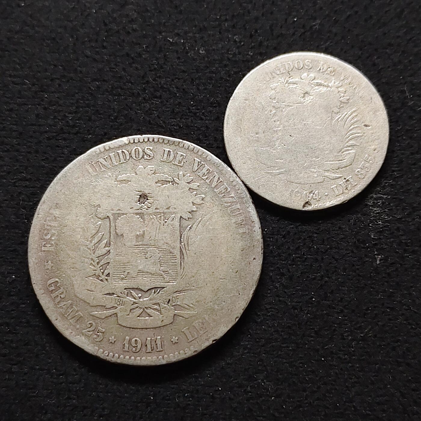 【全场包邮】纯粹捡漏拍491场（免费代拍第28场） 委内瑞拉银币2枚一组-1911年5玻利瓦尔+1904年玻利瓦尔（共计30克）
