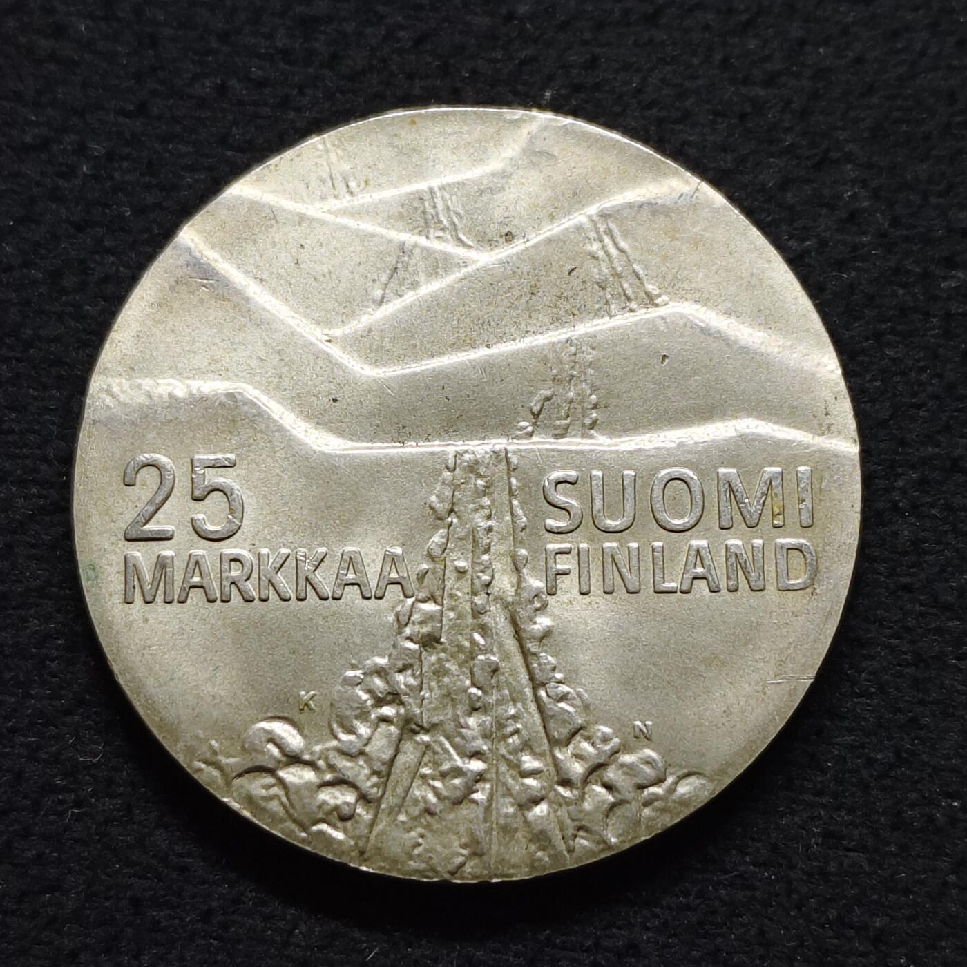 【全场包邮】纯粹捡漏拍491场（免费代拍第28场） 芬兰1978年25马克第21届北欧滑雪锦标赛（37毫米26.3克）纪念银币