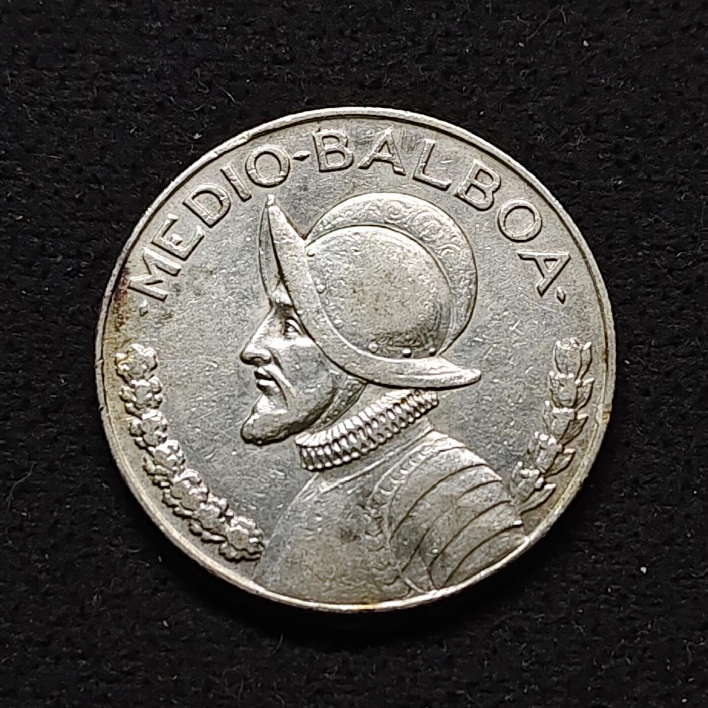 【全场包邮】纯粹捡漏拍490场（免费代拍第27场） 巴拿马1930年1/2巴波亚（30.6毫米12.5克）银币