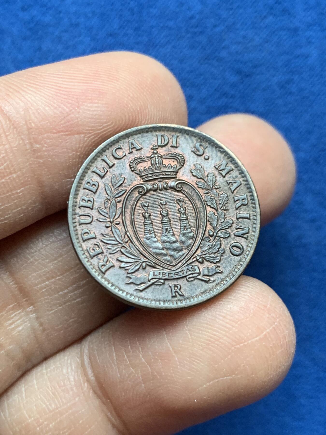 《竞宝斋》第452场 周日，周一 2场连拍 （全场包邮，欢迎送拍） 两枚一组 圣马力诺1935年10分铜币 带光好品