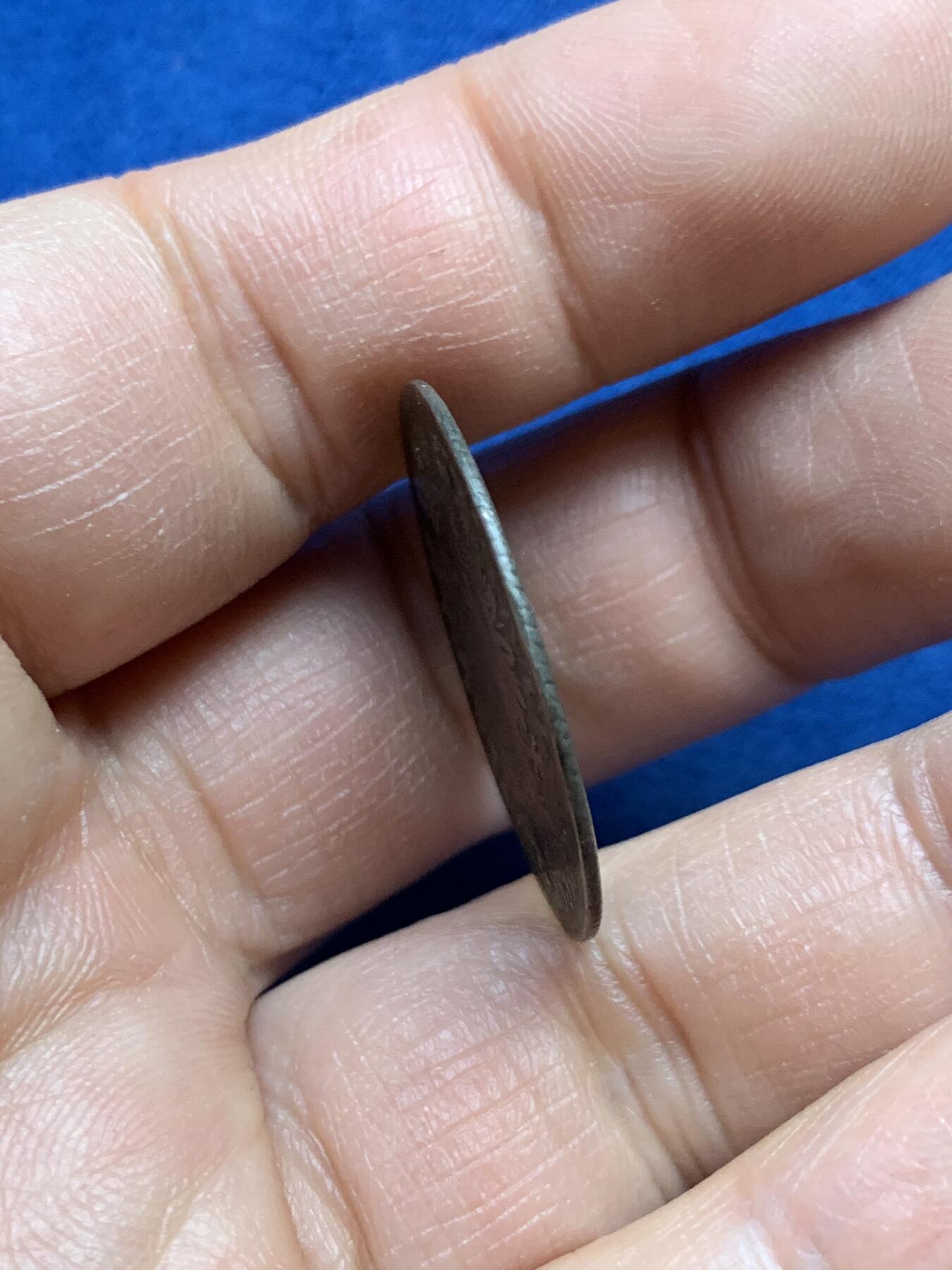 《竞宝斋》第453场 周日，周一 2场连拍 （全场包邮，欢迎送拍） 德国1729年吕贝克8先令银币