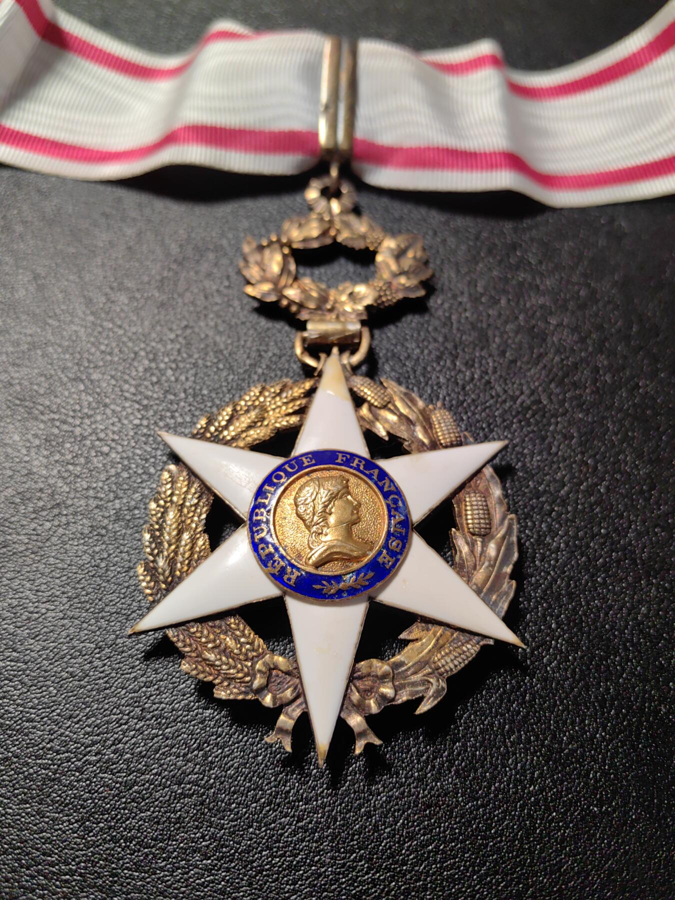 靖甫拍卖新拍第一场 法国指挥官级农业功勋勋章 