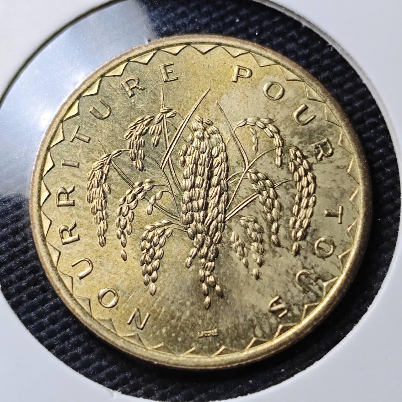 KK钱币收藏小铺 《套币 好品/批量散币专场》  2月预留时间 周末发货  1977马里50法郎 好品