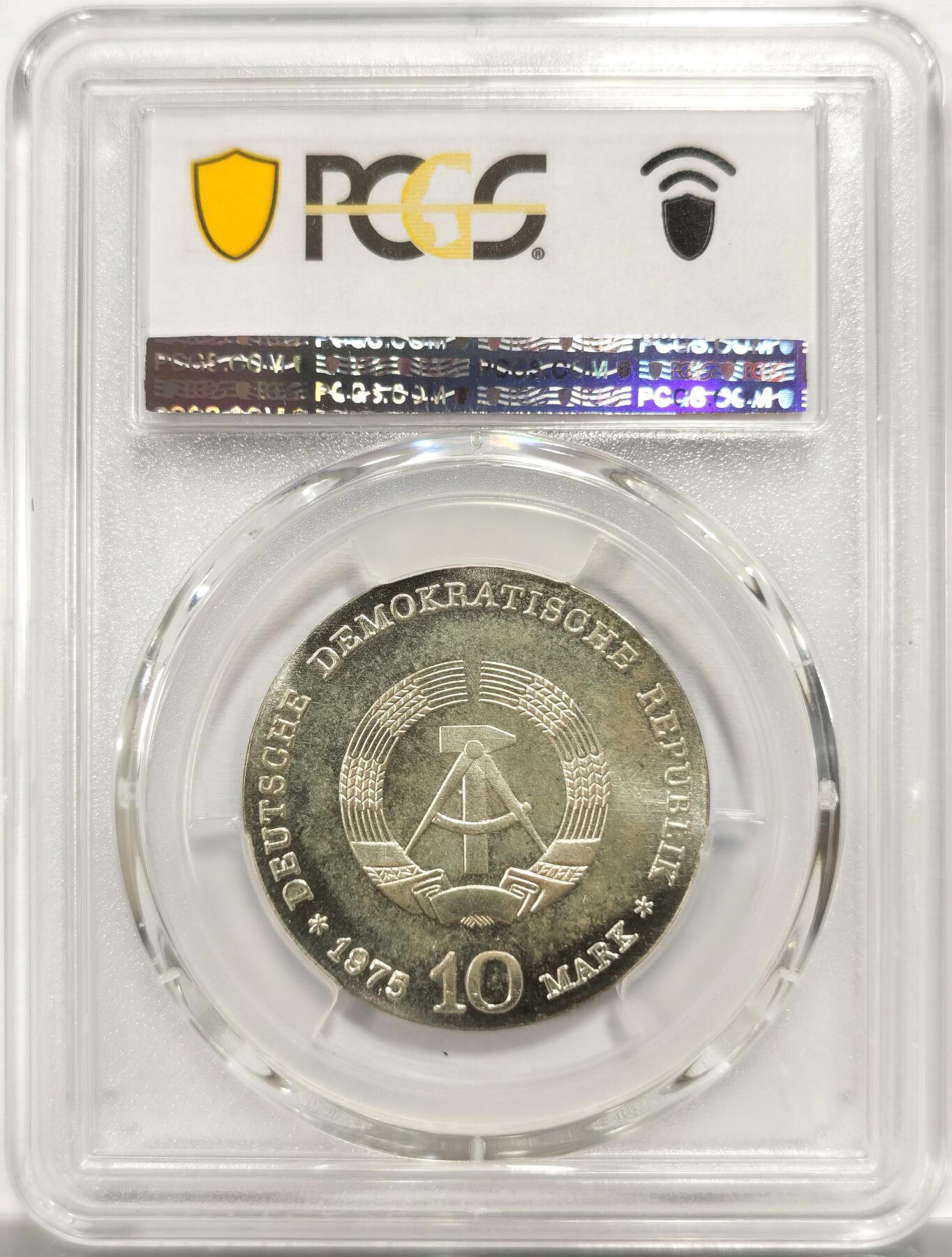 博洋堂“岁启嘉年”2026新年精品大拍专场暨第155期（全场包邮） PCGS MS65 东德1975年纪念神学家施韦策诞辰一百周年10马克银币，币面清爽干净又舒适，状态极佳。东德纪念银币发行量少。