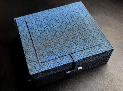 凡希社世界钱币微拍第三百十六期 - 1988中国熊猫5盎司大银，原厂盒证全品，包装完美。