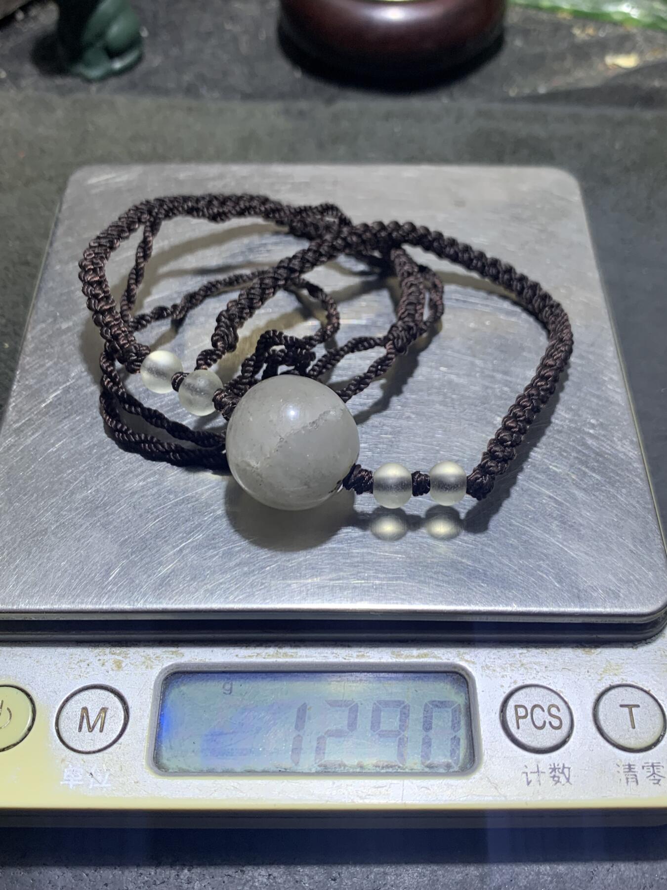 冰飘战国红玛瑙通货圆珠锁骨链一条，