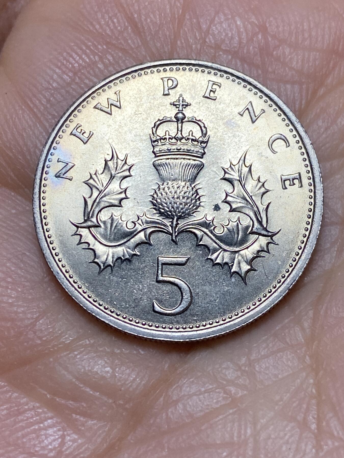 2026年第一场(总第一百七十场）外国好品散币场(免佣金) 英国🇬🇧1969年5新便士(伊丽莎白二世中年花冠，十进制第一版)