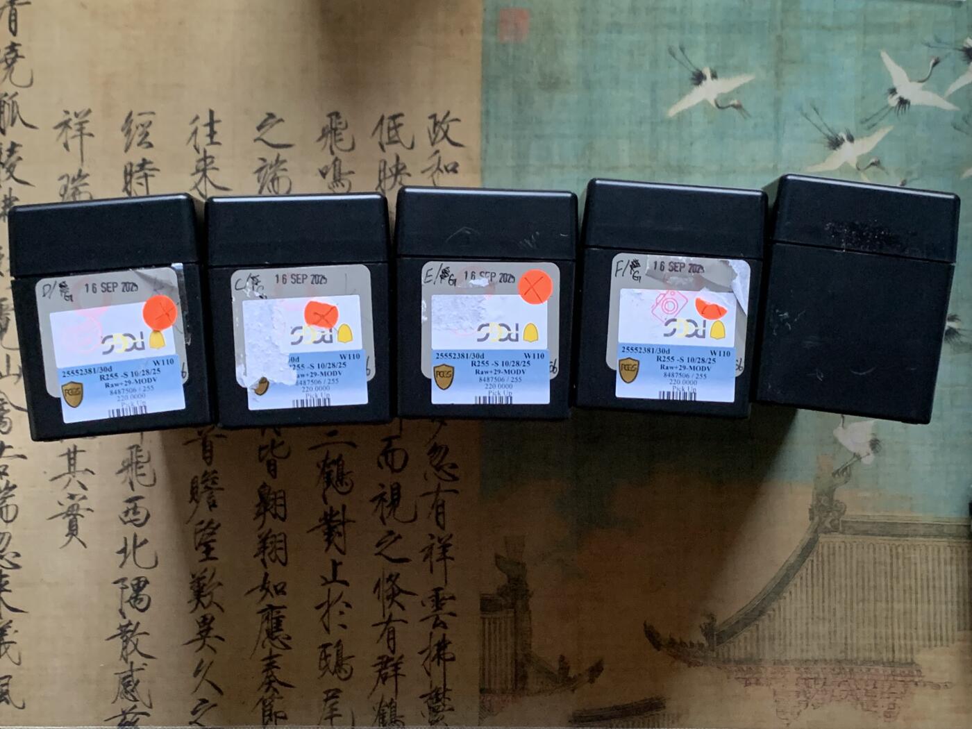 《竞宝斋》第453场 周日，周一 2场连拍 （全场包邮，欢迎送拍） 五个一组 PCGS评级币大号正版收纳盒（每个可装20枚PCGS评级币）细节见图