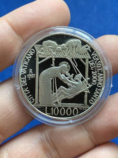 《竞宝斋》第453场 周日，周一 2场连拍 （全场包邮，欢迎送拍） - 梵蒂冈1997年迈向2000年圣年-约翰·保罗二世（麻痹治疗） 10000里拉精制银币 835银 22克