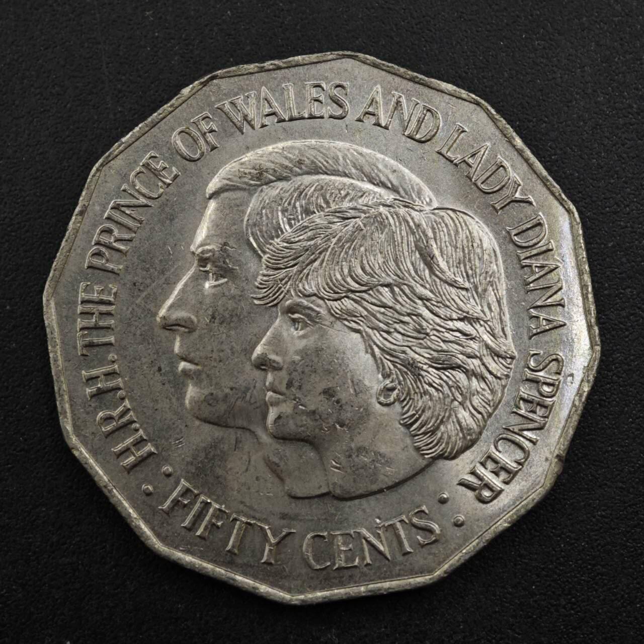 【淘币小摊】实时拍第八百三十七拍   散币银币场   满百包邮可预留二周 每周一统一发货   澳大利亚1981年戴安娜王妃大婚50分纪念币