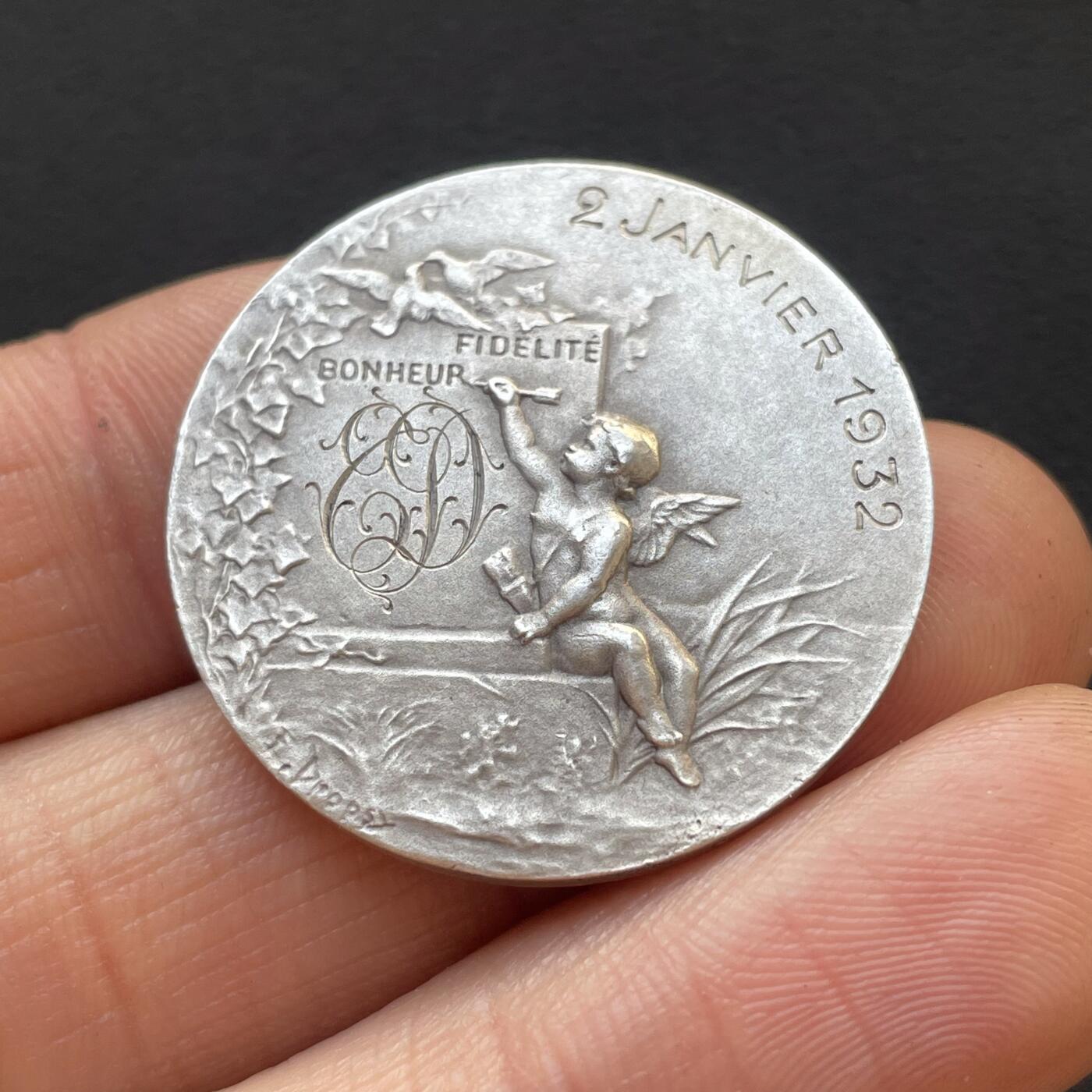 「木头集藏」章牌专场-第65场 E.Dropsy～1932年法国结婚纪念银章，直径：30 mm，13.7 g，边铭：丰饶角 2ARGENT，