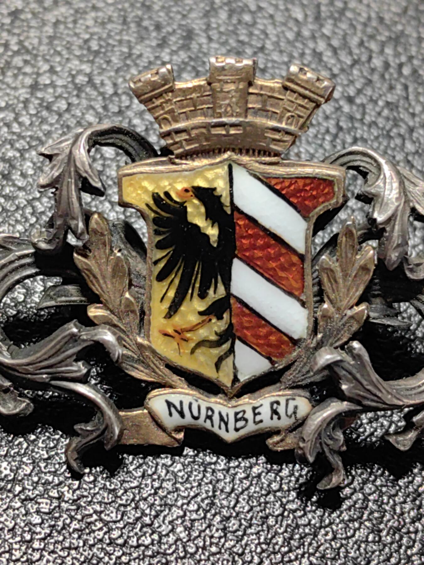靖甫拍卖新拍第一场 德国纽伦堡徽章 银质珐琅早期工艺