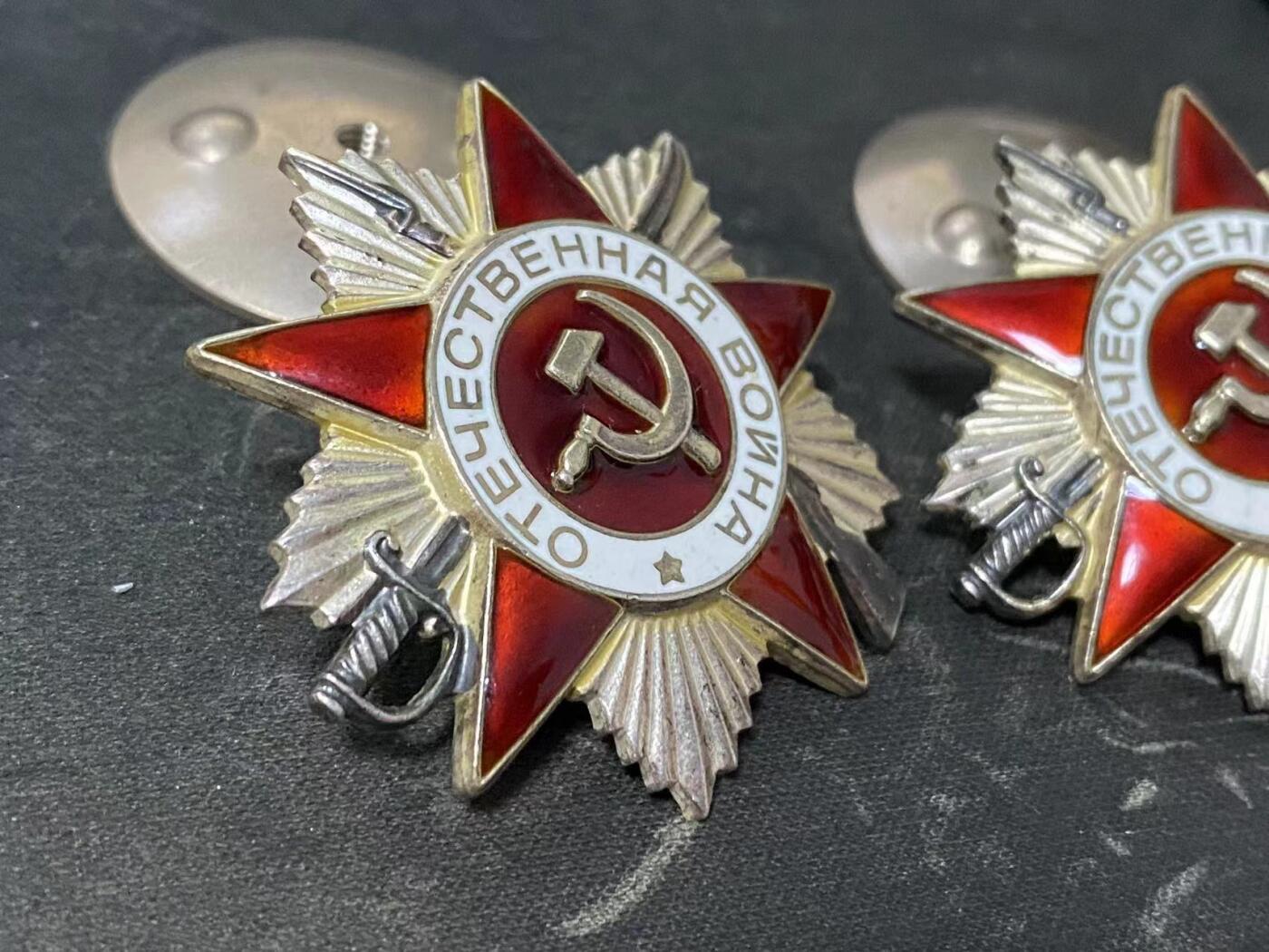 苏联勋章奖章1月5日晚上九点结束在麦稀奇 找不到的加我qq或者微信都是184277308备注苏章拍卖。最好加微信群每次都会通知还有提前可以一口价的 最近会持续拍卖一些东西。