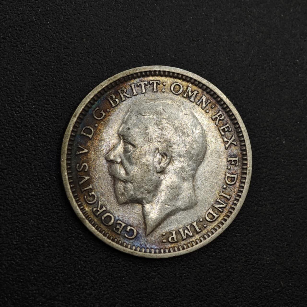 【淘币小摊】实时拍第八百三十七拍   散币银币场   满百包邮可预留二周 每周一统一发货   英国1935年乔治五世3便士银币