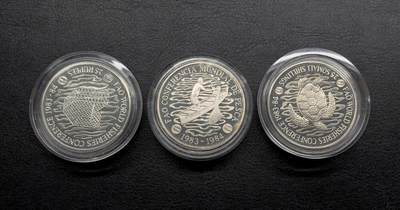 凡希社世界钱币微拍第三百十六期 - 塞舌尔/索马里/圣多美与普林西比渔业会议大银精铸三枚一组全品