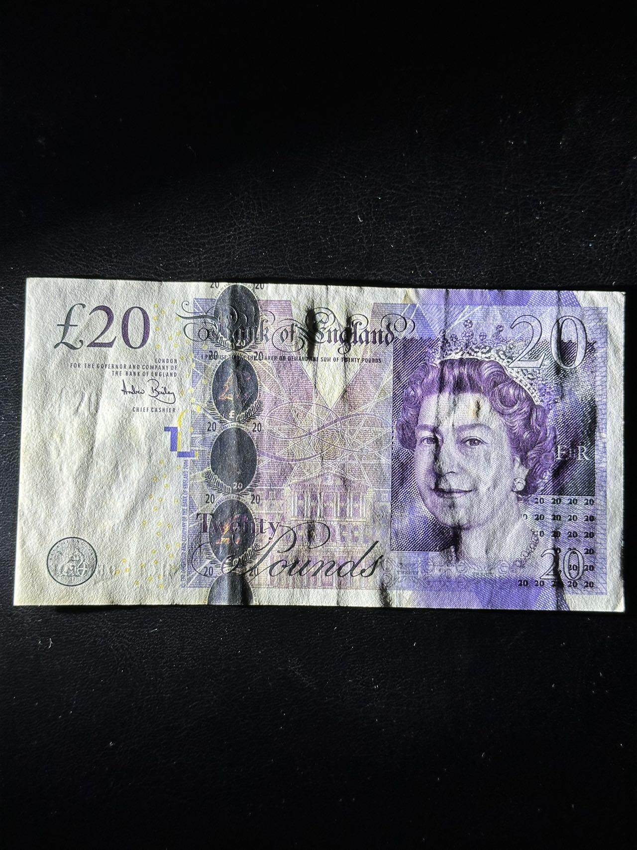 九十九场（喜迎元旦） 英国F序列20英镑流通品，，数三，999豹子号！无47！背面是亚当斯密，近代经济学之父！