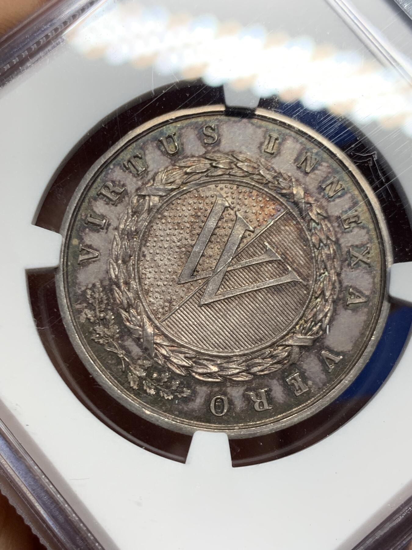 《竞宝斋》第453场 周日，周一 2场连拍 （全场包邮，欢迎送拍） NGC UNC 瑞士 早期 学院银质奖章 人物细腻 双面包浆也非常漂亮