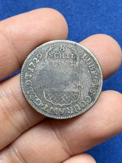 《竞宝斋》第453场 周日，周一 2场连拍 （全场包邮，欢迎送拍） - 德国1729年吕贝克8先令银币