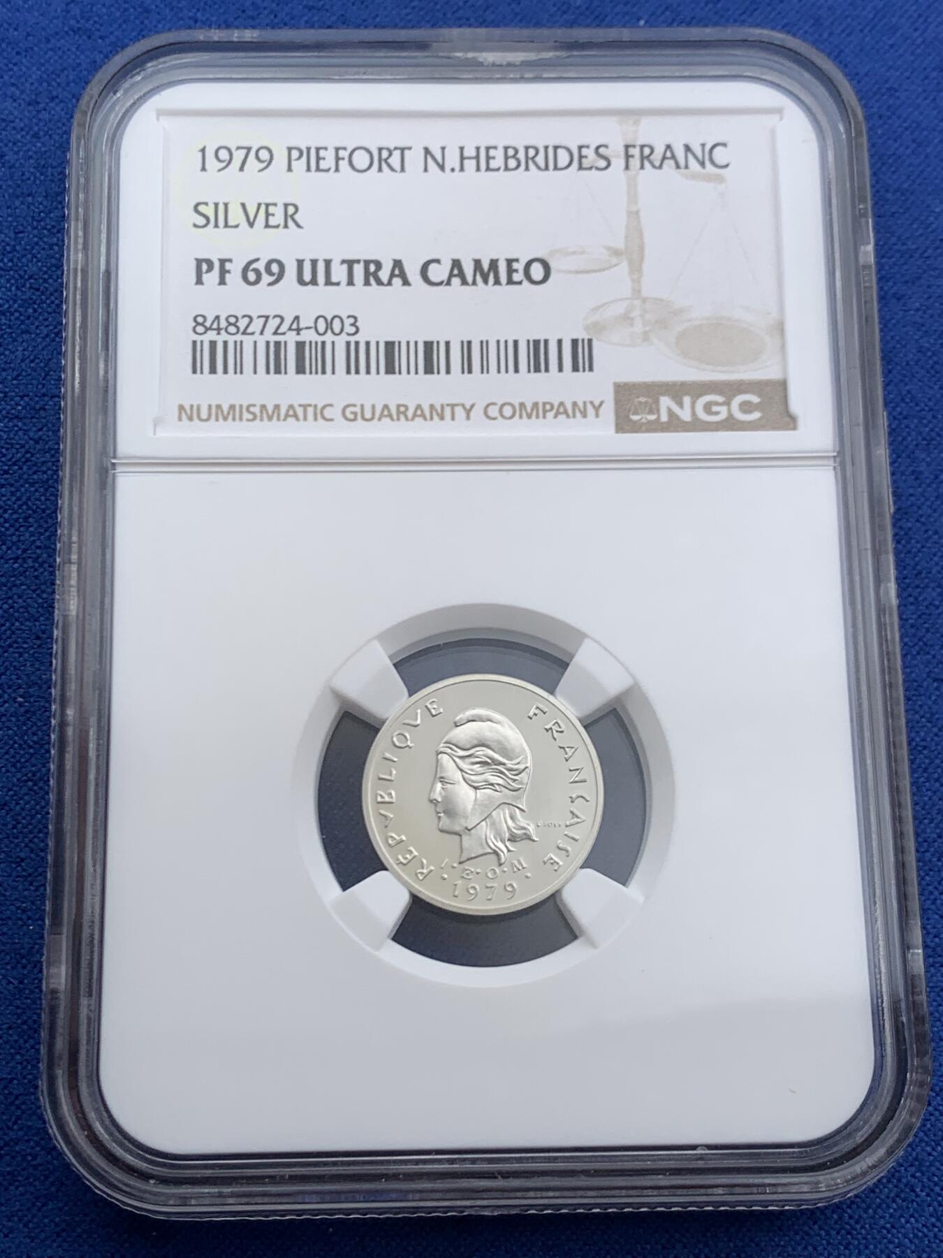 《竞宝斋》第453场 周日，周一 2场连拍 （全场包邮，欢迎送拍） 七枚一组 NGC PF67UC-PF69UC 法属赫布里底群岛1974年/1979年加厚精制校样银币 100法郎为加厚盒 太平洋岛国 艺术设计独特 只有几百枚的发行量 8月份SBP一套分数较差的成交价为人民币11000元