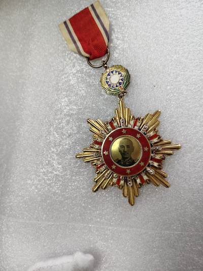 民国八年抗战胜利原绶带。证书不包含在内 - 民国八年抗战胜利原绶带。证书不包含在内