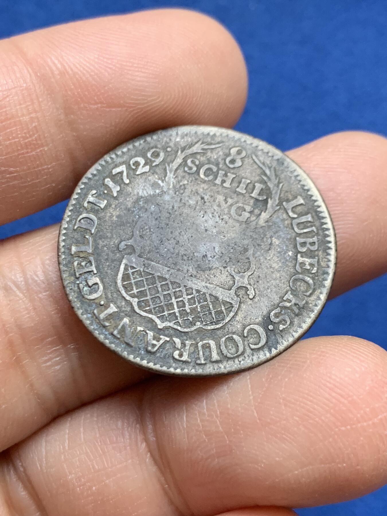 《竞宝斋》第453场 周日，周一 2场连拍 （全场包邮，欢迎送拍） 德国1729年吕贝克8先令银币