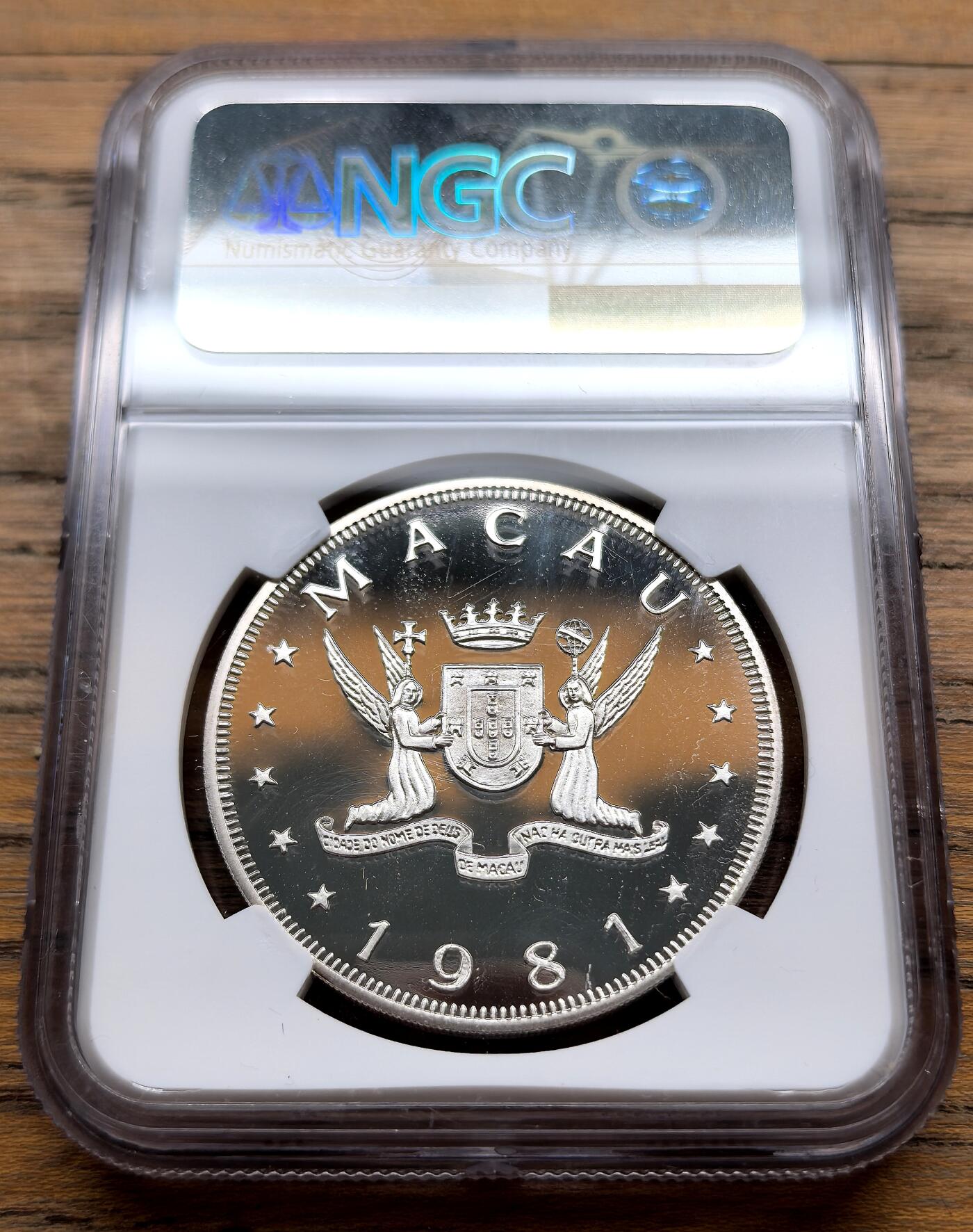 凡希社世界钱币微拍第三百十六期 1981中国澳门生肖鸡100元大银NGC-PF69UC