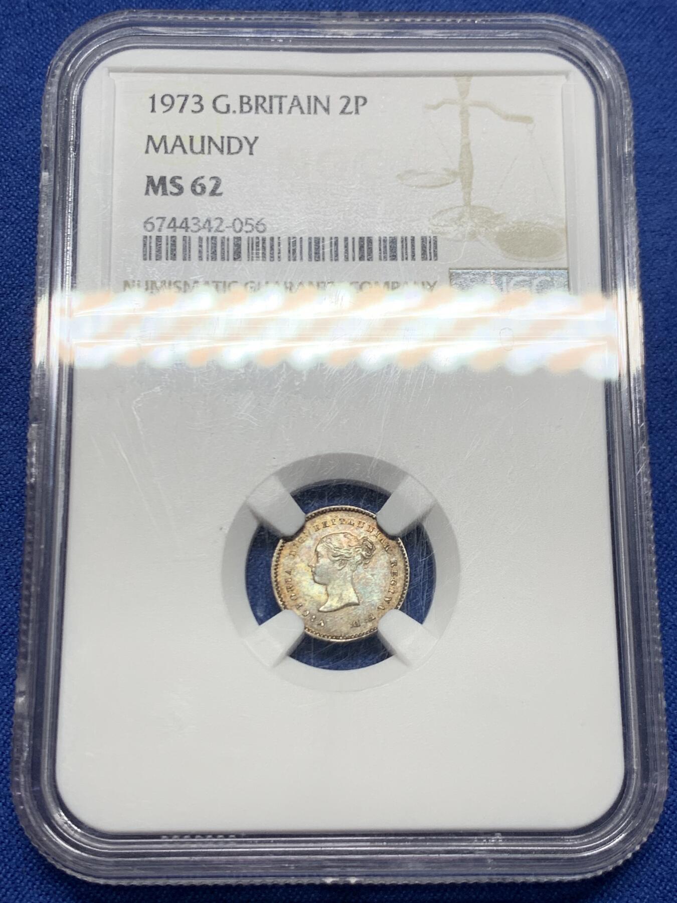 《竞宝斋》第453场 周日，周一 2场连拍 （全场包邮，欢迎送拍） NGC MS62 英国1973年维多利亚女王2便士濯足小银币