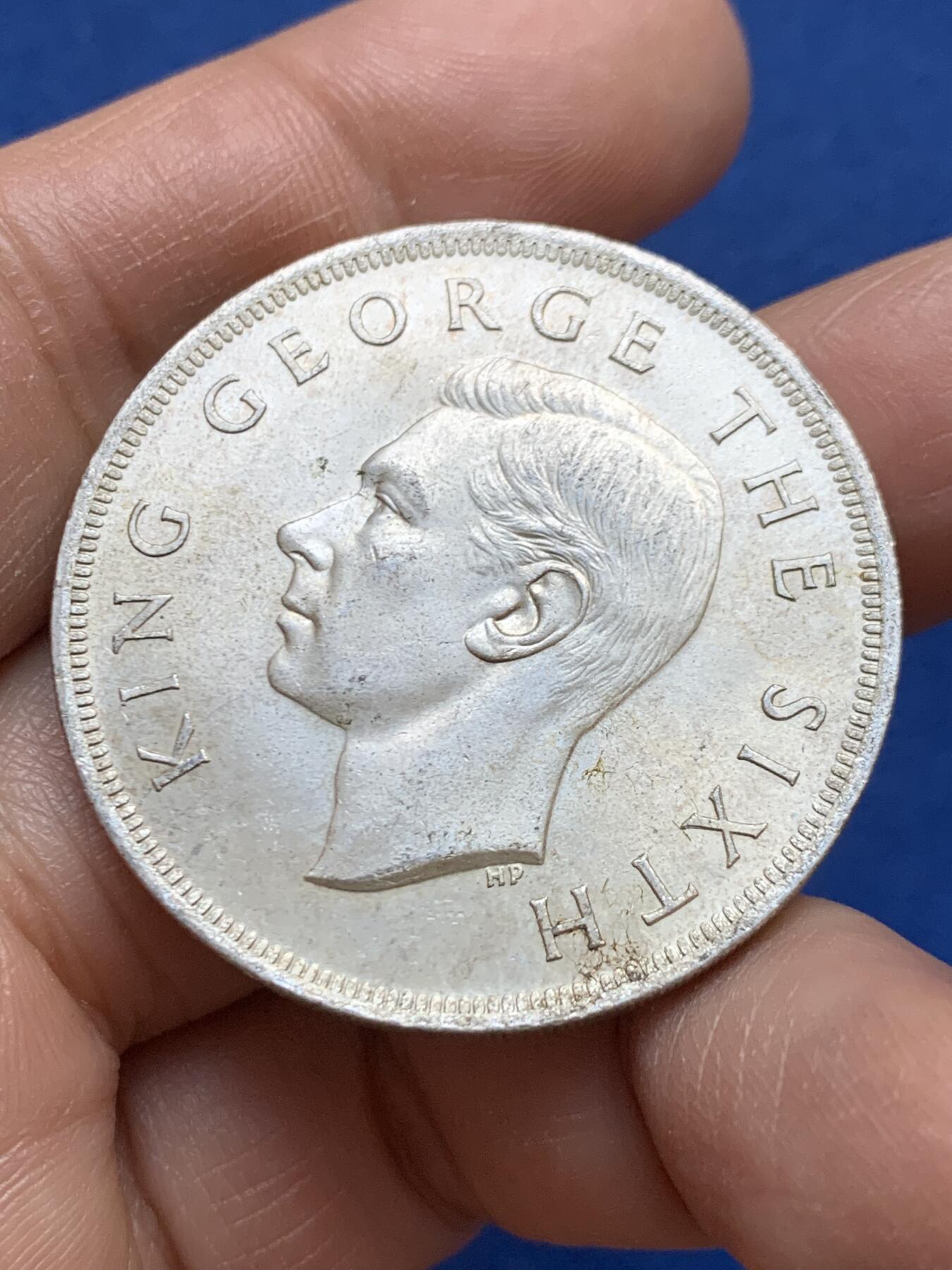 《竞宝斋》第453场 周日，周一 2场连拍 （全场包邮，欢迎送拍） 新西兰1949年乔治六世1克朗银币