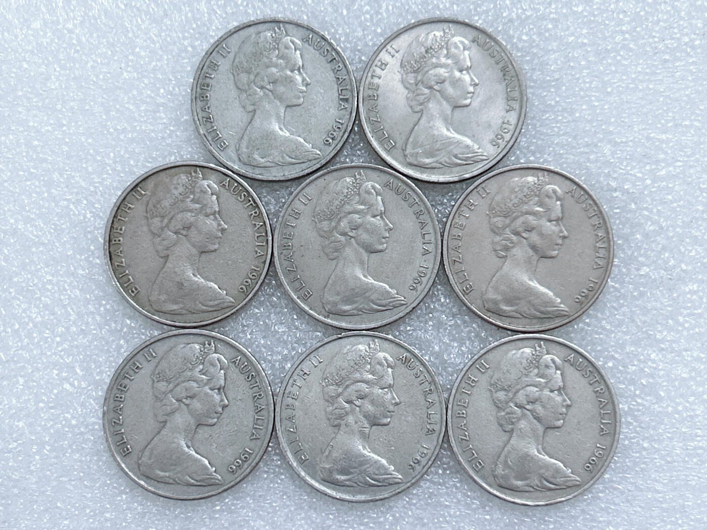 第一海外回流一元起拍收藏 散集专场  第284期 澳大利亚1966年20分硬币 8枚