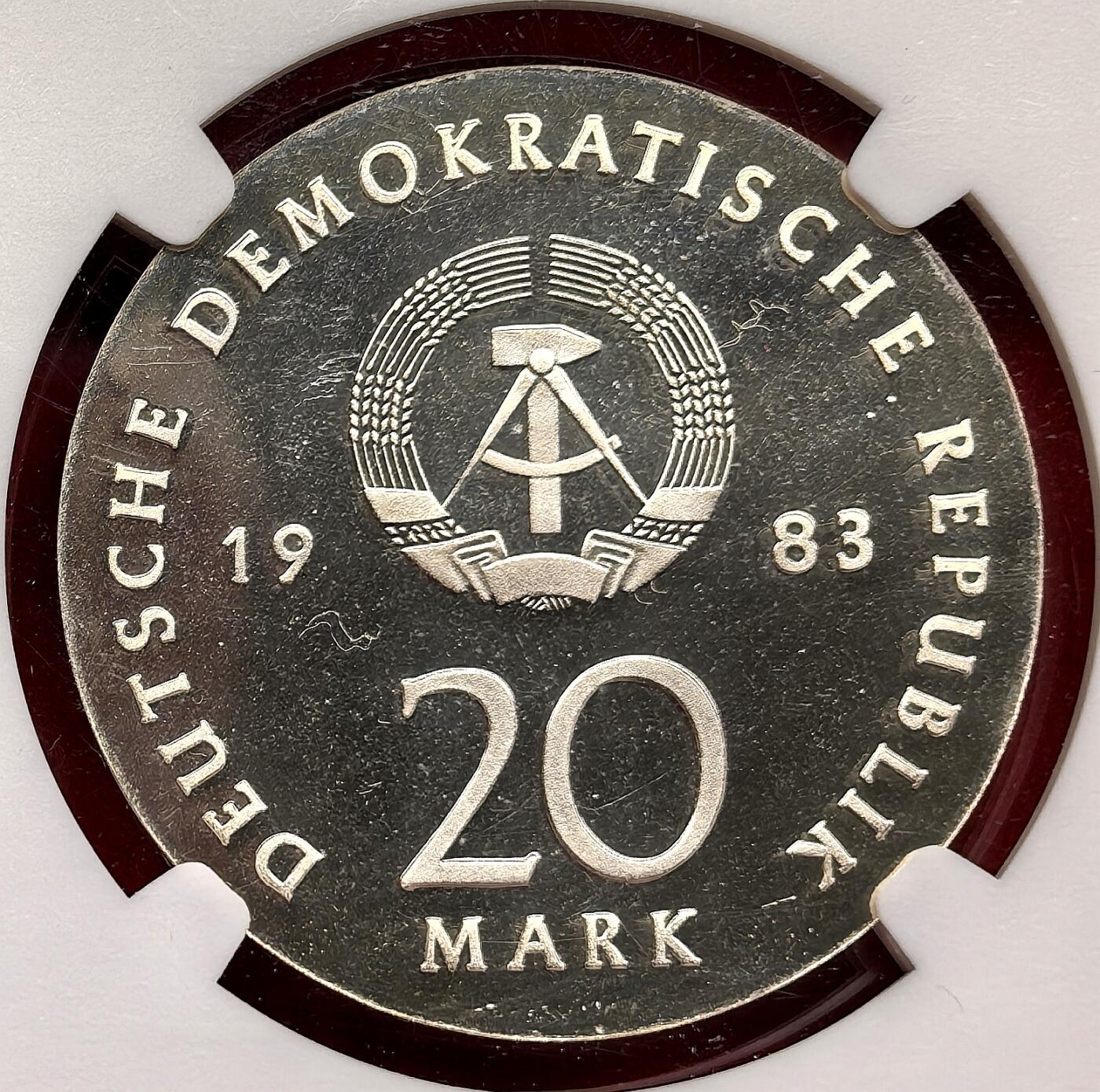 凡希社世界钱币微拍第三百十六期 1983民主德国马丁路德20马克纪念银币精铸NGC-PF69UC，铸造工艺极精湛，罕见的proof顶级品相！