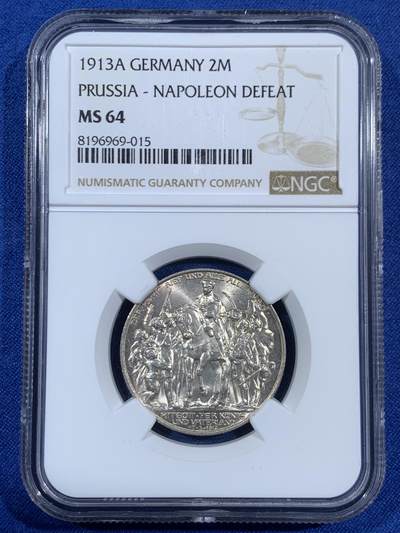 《竞宝斋》第453场 周日，周一 2场连拍 （全场包邮，欢迎送拍） - NGC MS64 德国普鲁士1913年2马克 战胜拿破仑纪念银币 底板凝霜，有所低评，观感超越分数