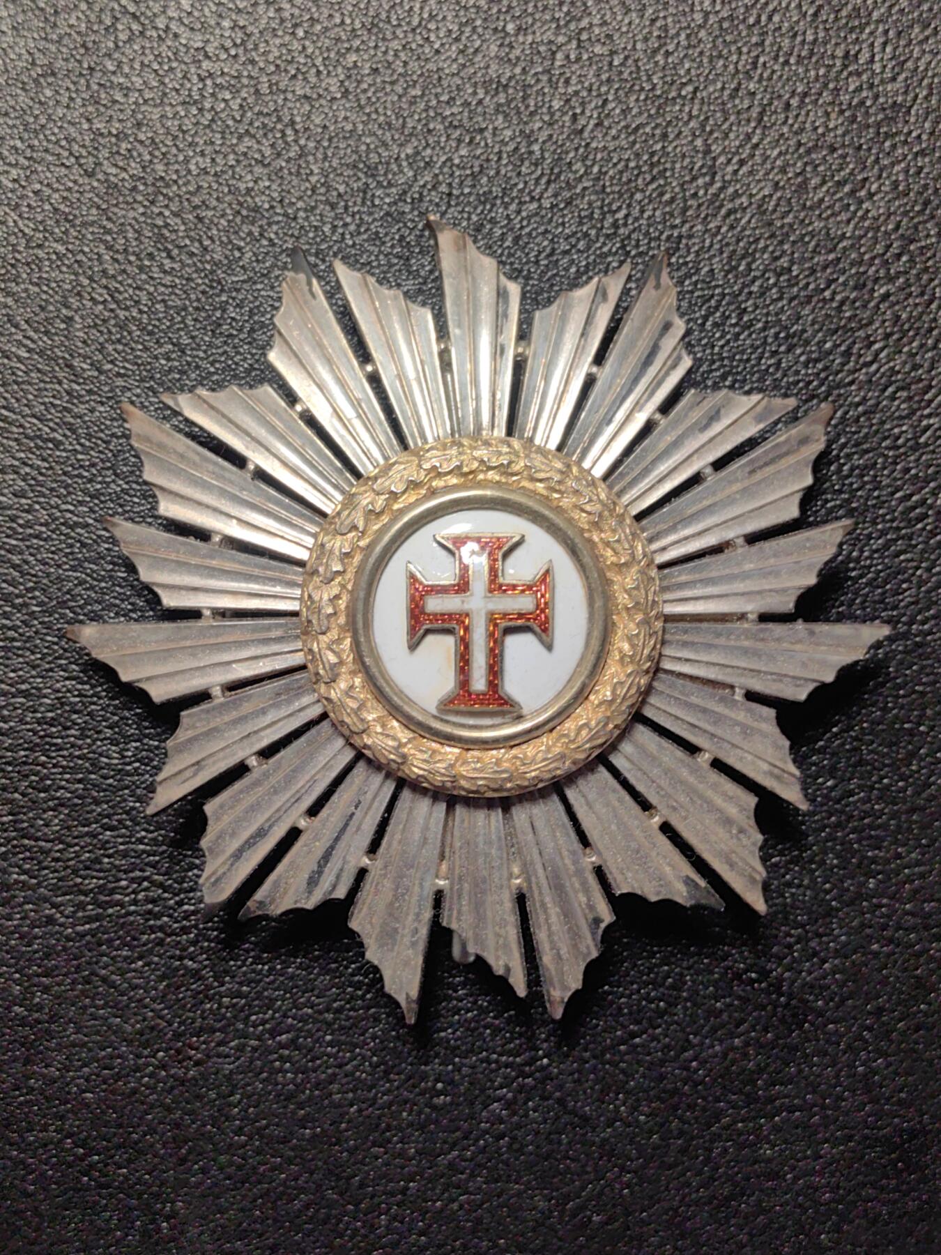 靖甫拍卖新拍第一场 葡萄牙基督军事勋章星芒