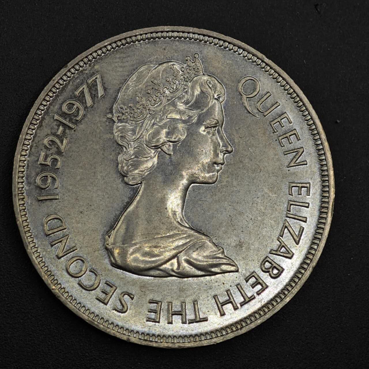 【淘币小摊】实时拍第八百三十七拍   散币银币场   满百包邮可预留二周 每周一统一发货   根西岛1977年女王登基银禧25便士纪念币