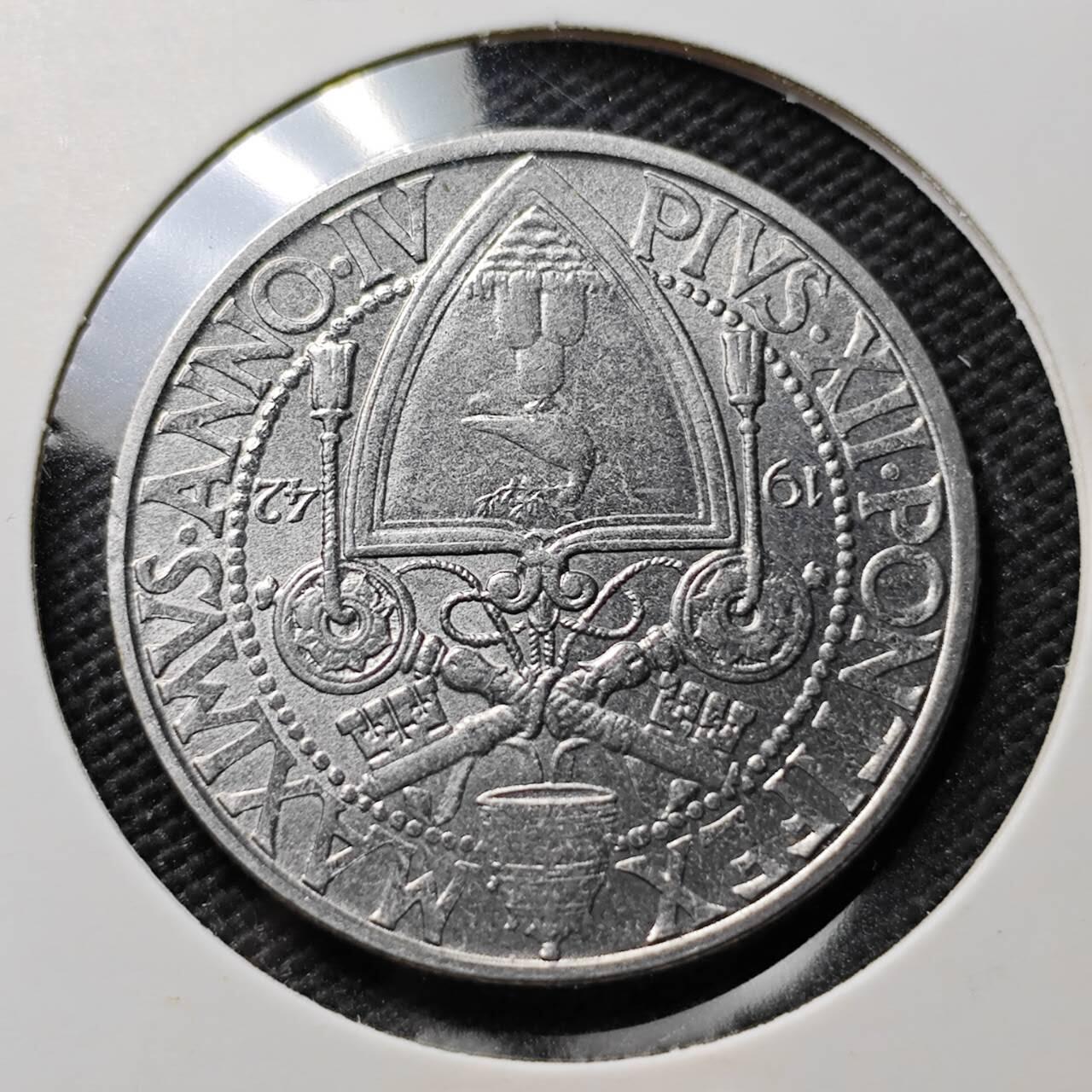 KK钱币收藏小铺 《套币 好品/批量散币专场》  2月预留时间 周末发货  1942梵蒂冈2里拉 好品