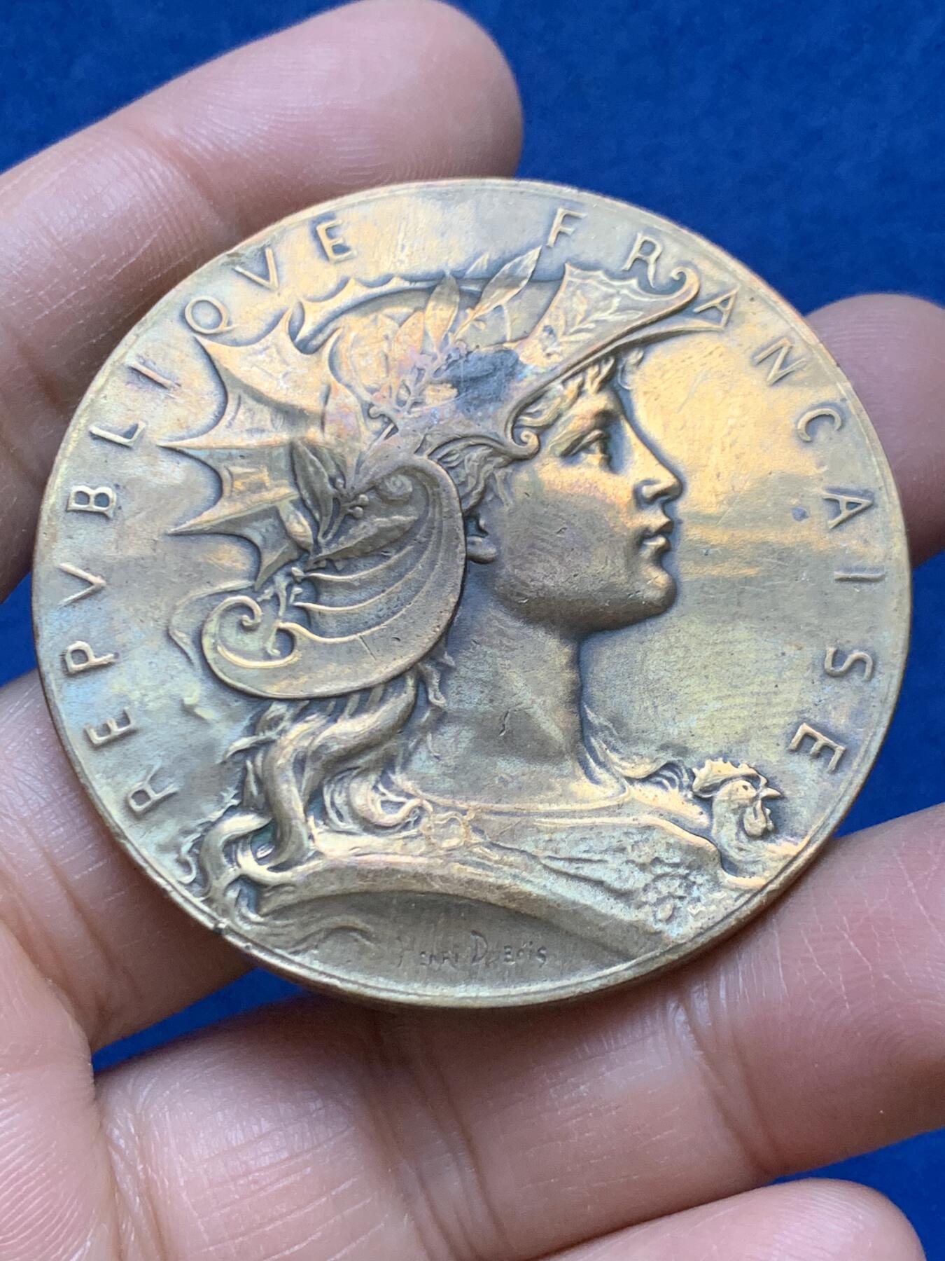 《竞宝斋》第453场 周日，周一 2场连拍 （全场包邮，欢迎送拍） 法国战争部颁发射击比赛铜章 58克 49.7mm 丰饶角铜标