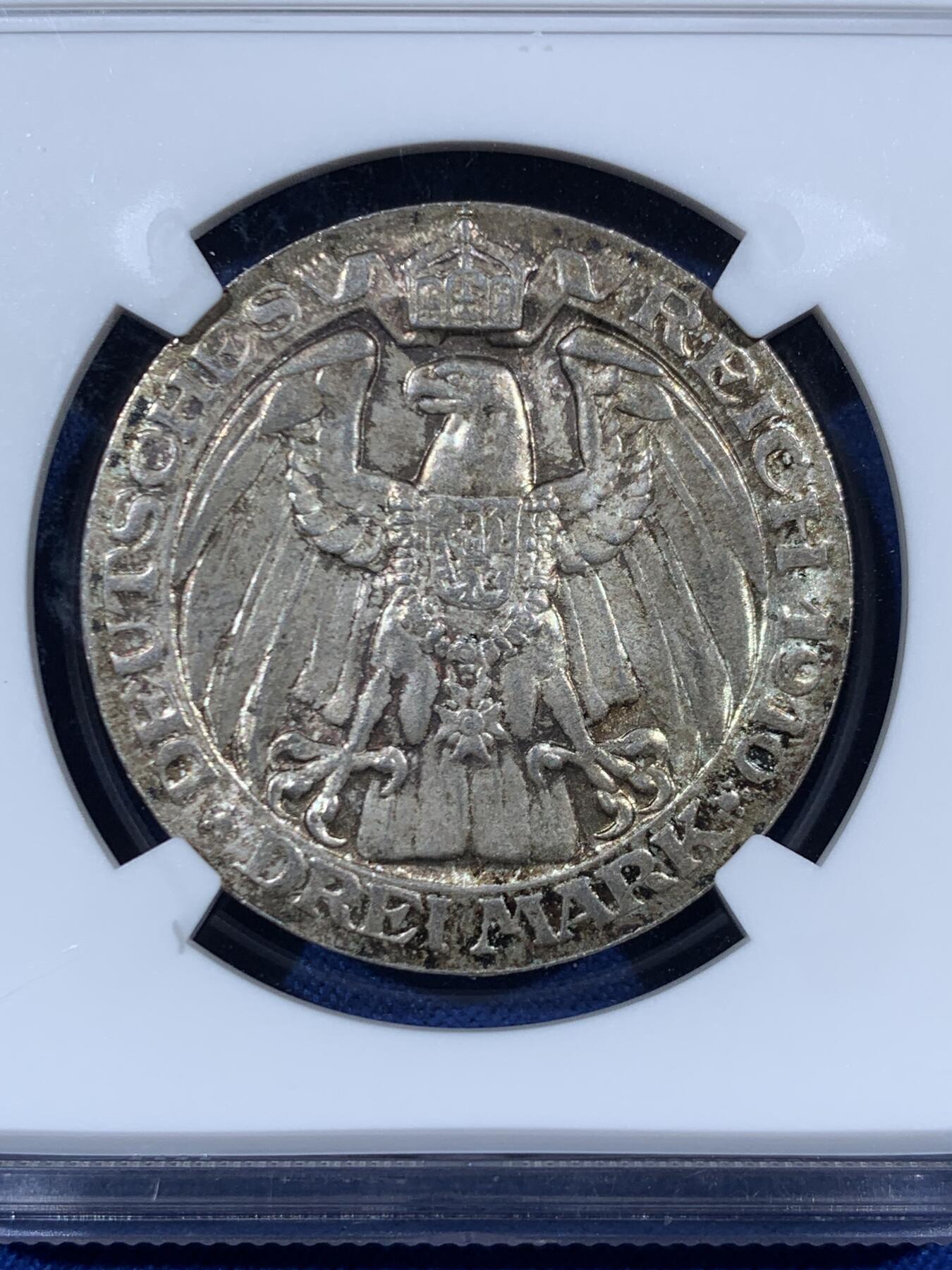 《竞宝斋》第453场 周日，周一 2场连拍 （全场包邮，欢迎送拍） NGC MS64 德国普鲁士王国1910年柏林大学建成一百周年3马克银币，原汁原味，包浆醇厚浓郁，味道绝，极美老包浆。