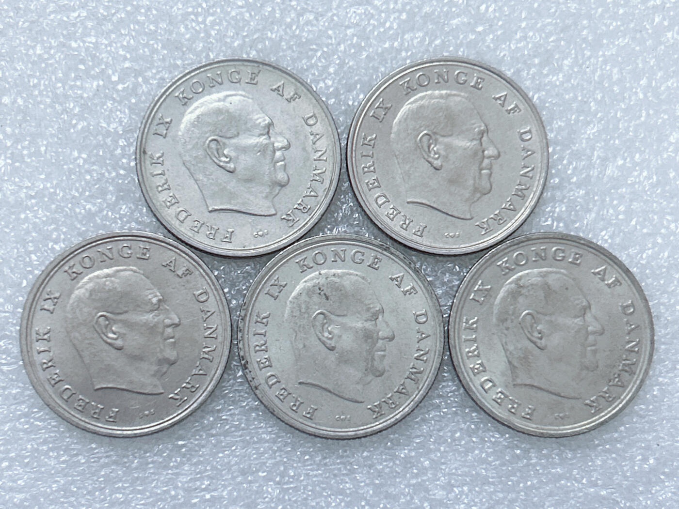 第一海外回流一元起拍收藏 散集专场  第284期 丹麦1克朗硬币 弗雷德里克九世头像 5枚 带光品