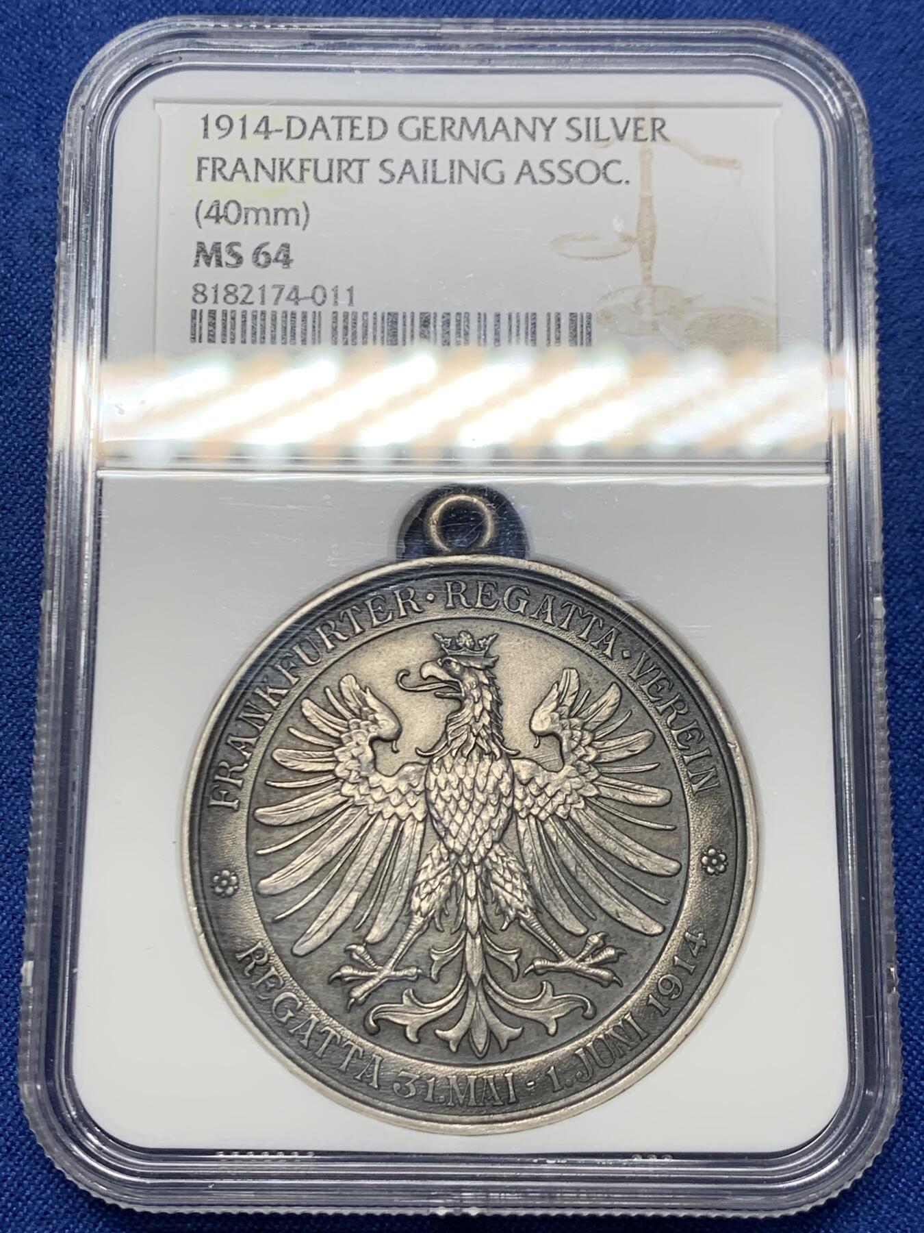 《竞宝斋》第453场 周日，周一 2场连拍 （全场包邮，欢迎送拍） NGC MS64 德国1904年法兰克福帆船大赛纪念大银章 罕见珍稀法兰城景观配法兰鹰大银章 高点锋芒毕现顶级收藏品质