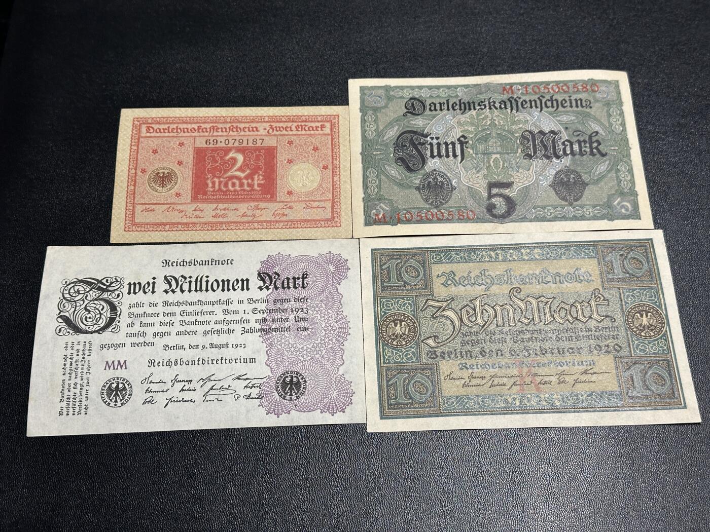 《外钞收藏家》第五百九十八期（2026年新年第一场）（本平台长期征集拍品、欢迎藏友们联系合作） 德国老马克四张 非全新 品相如图