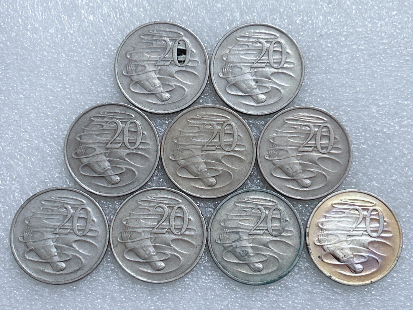 第一海外回流一元起拍收藏 散集专场  第284期 澳大利亚1980年20分硬币 9枚