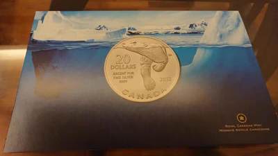 【新年二拍】世界钱币～微拍第223期暨2025年第63期  裸钞专场超低起拍 欢迎参与 - 2012年加拿大1/4银币 游泳的北极熊 原装卡册全新保真