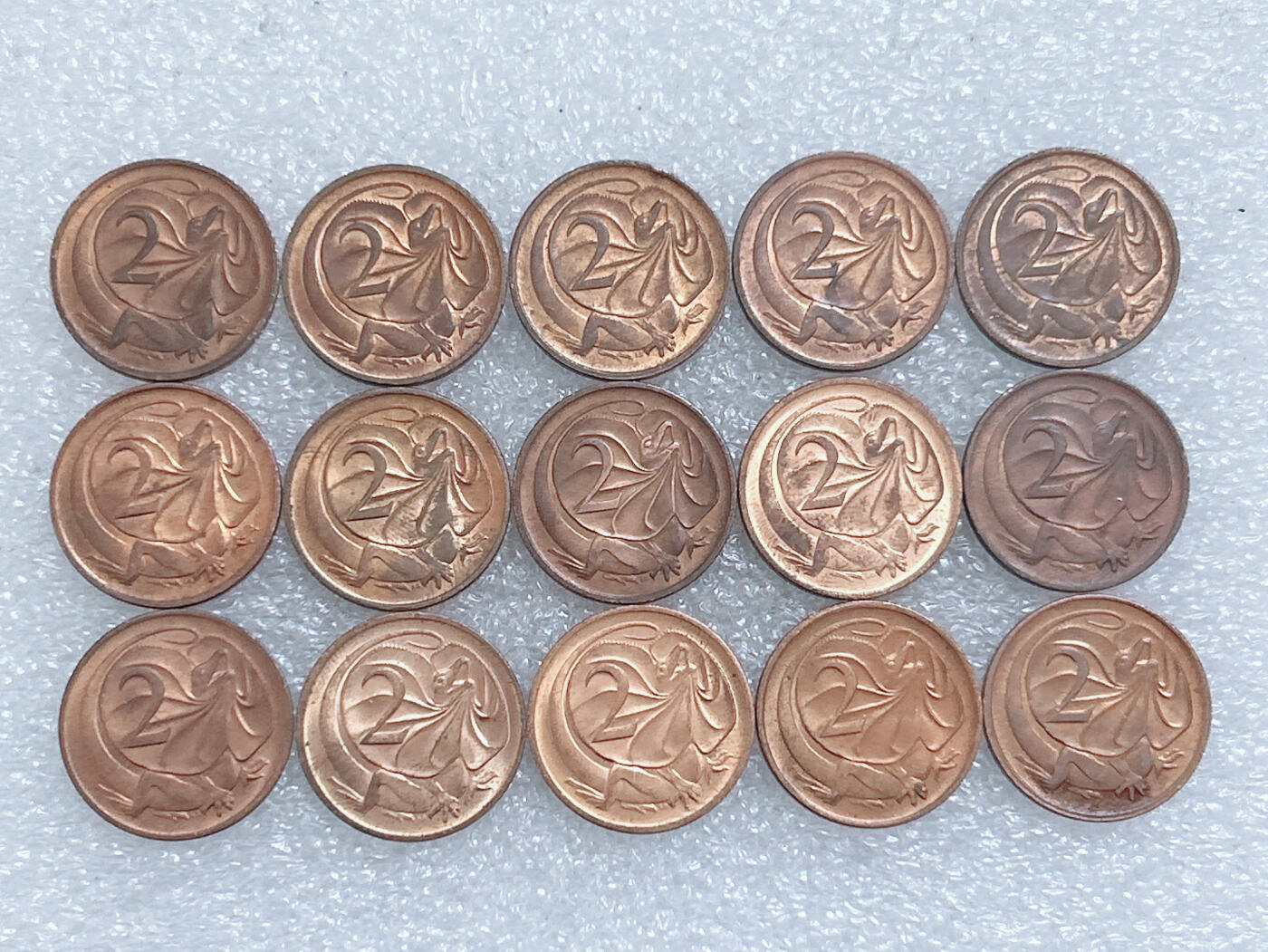 第一海外回流一元起拍收藏 散集专场  第284期 澳大利亚2分硬币 15枚 带光品