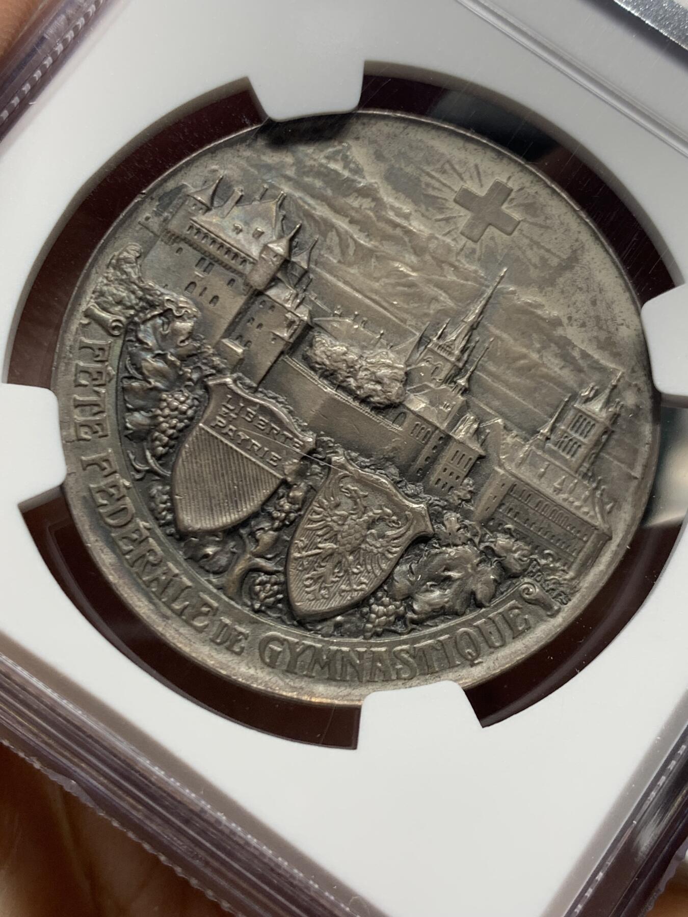 《竞宝斋》第453场 周日，周一 2场连拍 （全场包邮，欢迎送拍） NGC MS62 瑞士洛桑  1909年 城市景观铜章 超燃造型 银章极少见