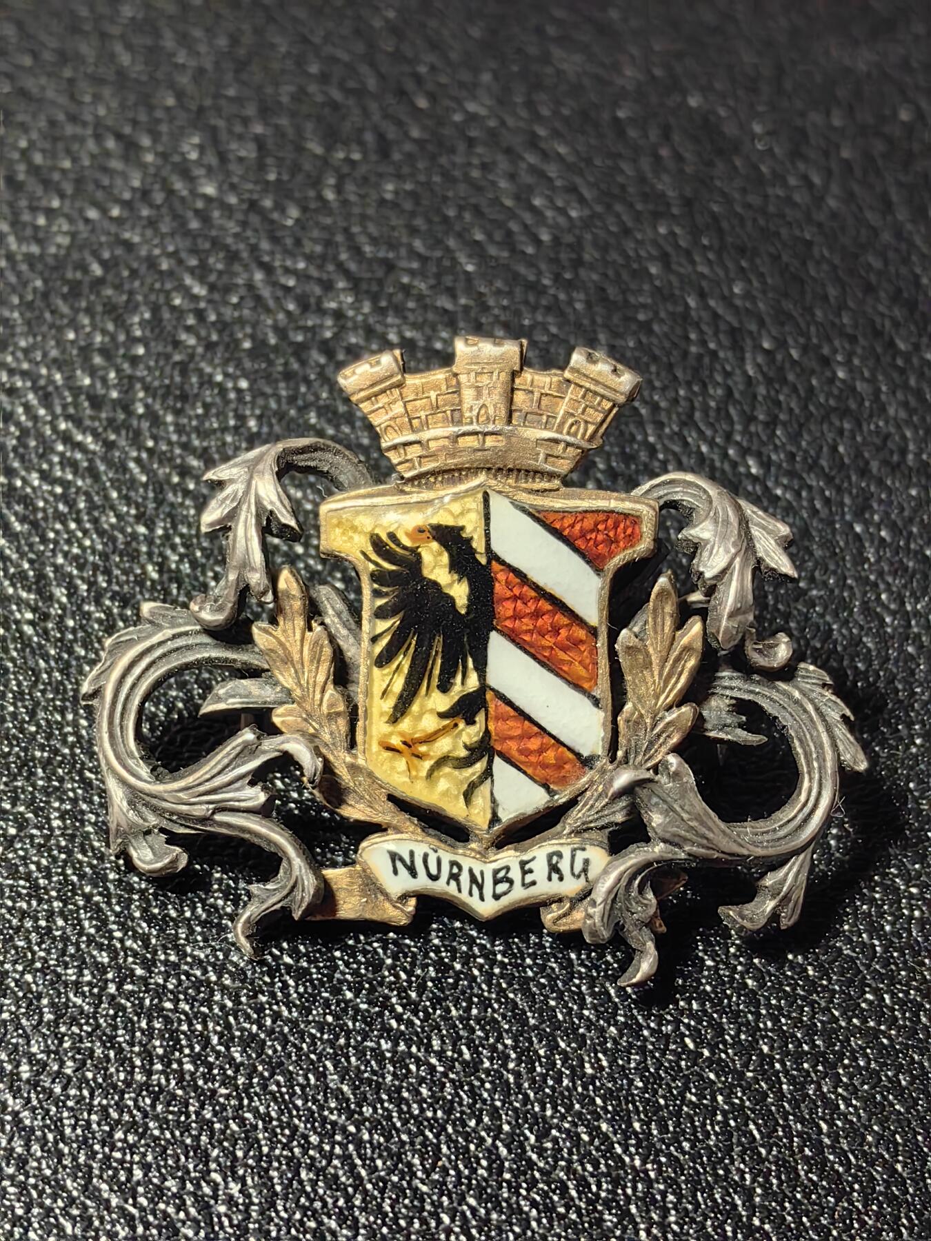 靖甫拍卖新拍第一场 德国纽伦堡徽章 银质珐琅早期工艺