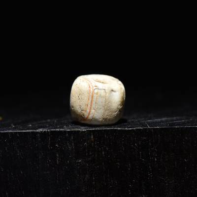 【良泉】第45期【直播场】1月15日晚19.30点开拍！ 208组，西方古代钱币、丝路古珠杂项专场 - 公元前后【西亚】红色缠丝玛瑙珠，满灰皮